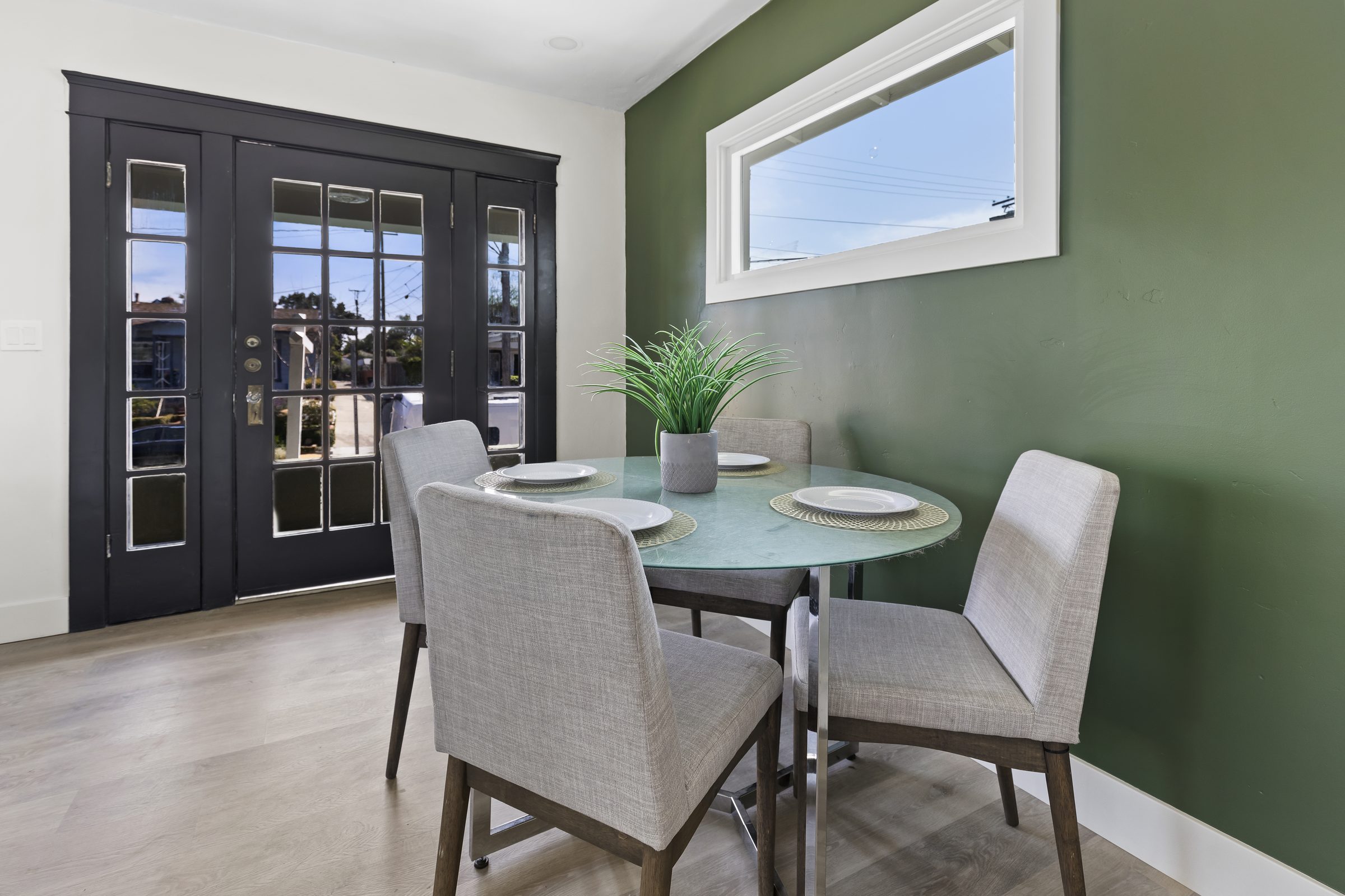 3072 Myrtle Avenue — image 6
