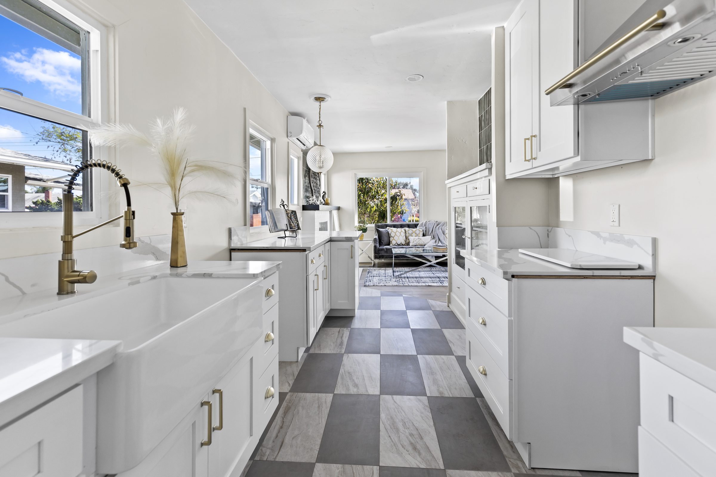 Finish selections in place — stone, tile, cabinetry and hardware