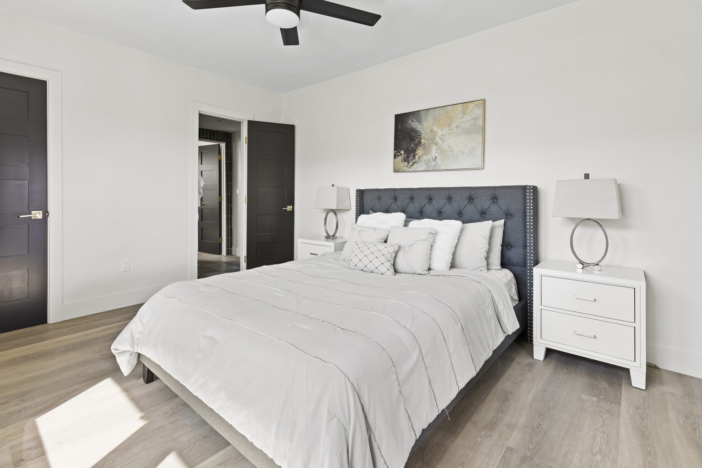3072 Myrtle Avenue — image 21